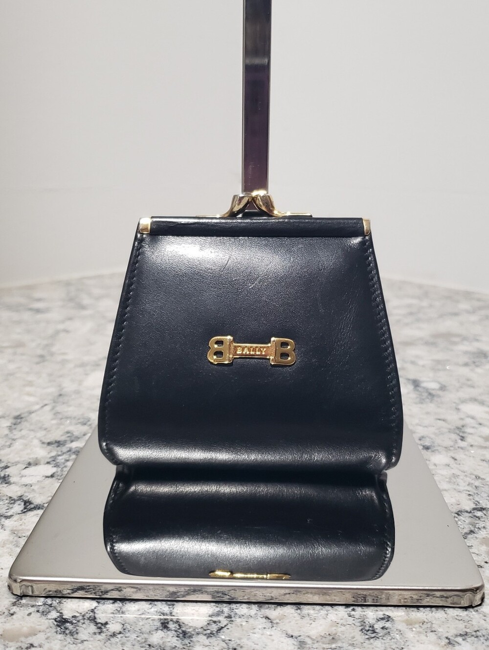 Bally Vintage Kisslock Coin Purse Black Leather Mini Wallet Clasp Pouch